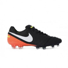 Ghete Fotbal Nike Tiempo Legend VI FG 819177018 foto