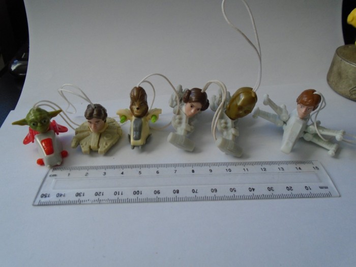 bnk jc Kinder - Star Wars - lot 6 figurine diferite bnk jc Kinder - Star Wars - lot 6 figurine diferite