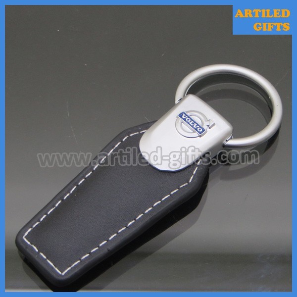 Breloc auto cromat cu piele Volvo Breloc auto cromat cu piele Volvo