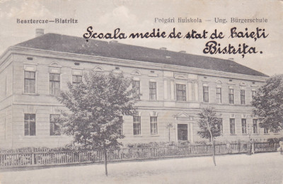 BISTRITA SCOALA DE BAIETI,1917,ROMANIA. foto