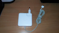 INCARCATOR Apple 60W MagSafe Power Adapter foto