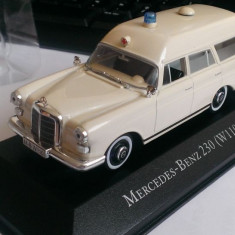 Macheta Mercedes Benz 230 (W110) Binz Ambulanta 1965 - Atlas 1/43