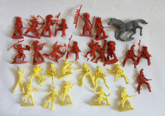 Lot 29 figurine indieni, cowboy, cal, machete plastic 6 cm, Vestul Salbatic foto