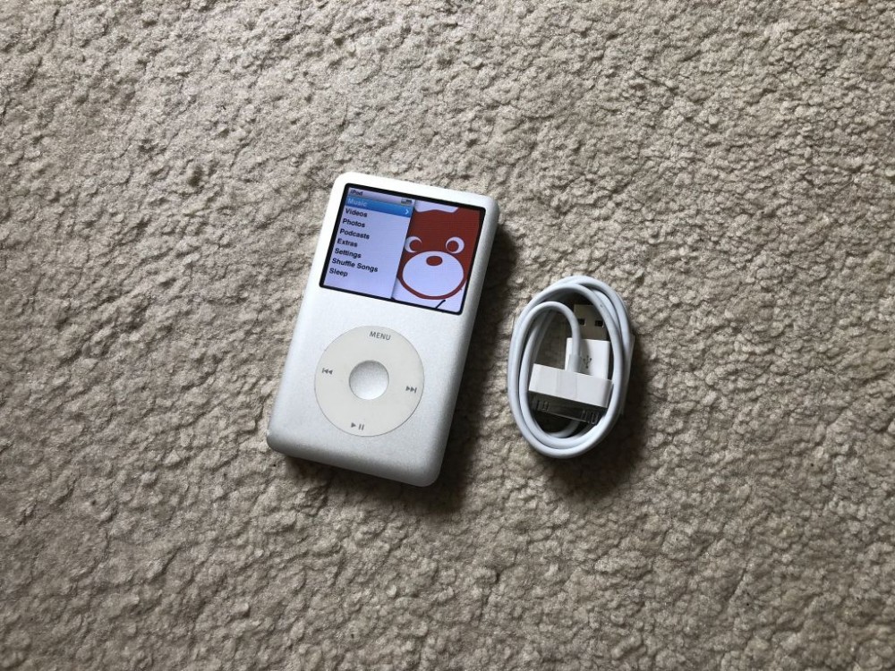 Ipod Classic 7th gen 160GB MC293+cablu date Hard FARA BADURI