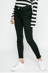 Wrangler - Jeansi Skinny Crop Zip foto