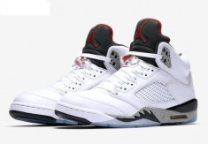 noul model JORDAN RETRO 5 WHITE , PE STOC ! CURIER GRATUIT ! foto