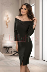 Rochie eleganta neagra lasata pe umeri foto