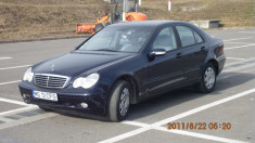 Mercedes Benz C 180 foto