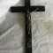 Cruce vechi din lemn si zinc cu Isus Rastignit 61x32cm