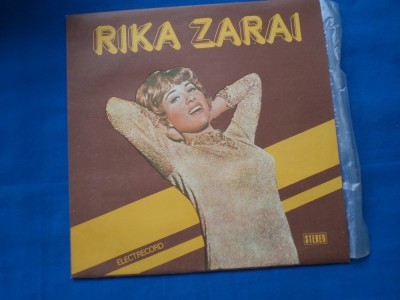 RIKA ZARAI /FRANTA foto