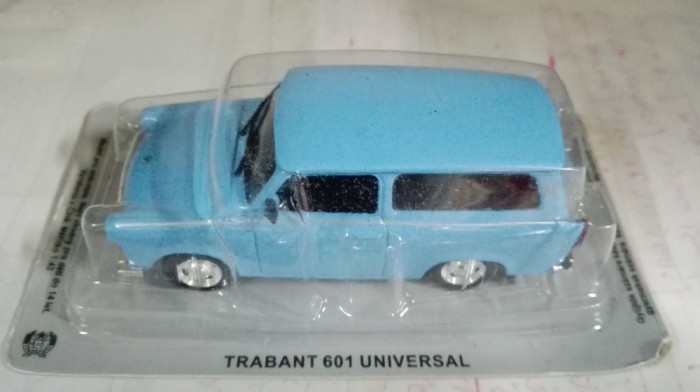 Macheta Trabant 601 Universal - Masini de Legenda Polonia scara 1:43 Macheta Trabant 601 Universal - Masini de Legenda Polonia scara 1:43