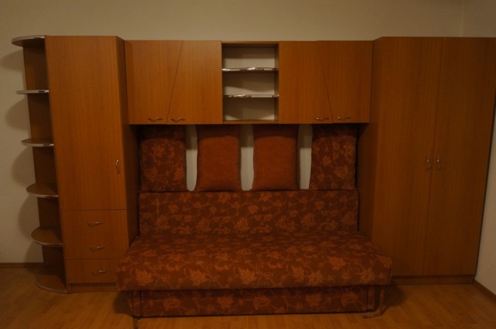 mobilier de tineret canapea extensibila, rafturi, etajere, sifonier foto mare mobilier de tineret canapea extensibila, rafturi, etajere, sifonier foto mare