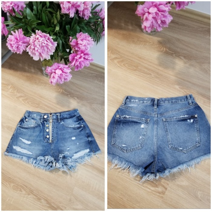 Blugi scurti dama modele noi 2018 foto mare Blugi scurti dama modele noi 2018 foto mare