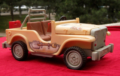Jucarie Disney Heroes masina de teren Jeep 4x4 foto