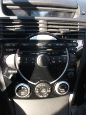 Unitate CD Player + magazie interna 6CD,comenzi climatizare Mazda RX 8 An 2005,192 cp foto