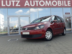 Volkswagen Touran 1.6 TDI Trendline BlueMotion foto