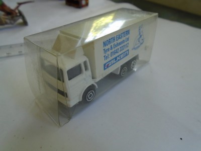 bnk jc Majorette - Camion - 1/100 foto