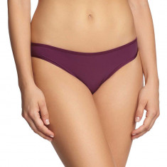 TPH1132-11 Chilot tanga cu model True Curves Forever String foto