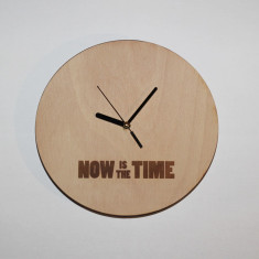 Ceas din Lemn &amp;quot;Now Is The Time&amp;quot; foto