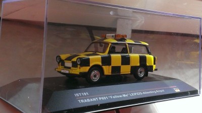 Macheta Trabant 601 Universal Break Kombi - Follow-Me - IST 1/43 foto