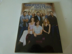 Brothers and sisters - season 2 foto