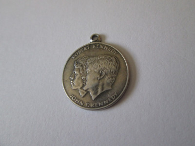Mini medalion argint Robert si John Kennedy-Libertate pentru toti foto