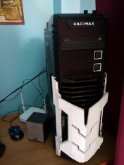 PC Gaming i7 4770k, 16GB RAM, GTX 760 2GB + Monitor + Periferice foto