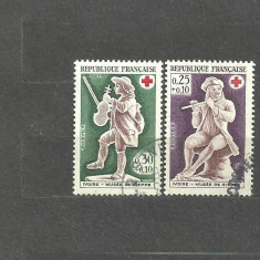 Franta 1967 - CANTARETI, CRUCEA ROSIE. EUROPA CEPT, 2 serii stampilate, B30