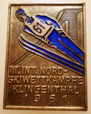 I.746 INSIGNA GERMANIA SPORT SCHI III INT. NORD-SKIWETTK&amp;Auml;MPFE KLINGENTHAL 1961 foto