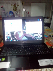 Laptop ASUS X556U foto