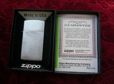 BRICHETA ZIPPO IN CUTIE foto