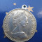 8611-Medalion Elizabeth DR Regina metal crom.