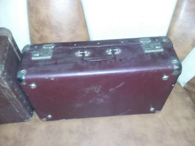 valiza geamantan/valiza/cufar retro model vechi De colectie,Transport.posta foto