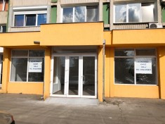 Inchiriez Spatiu Comercial Sfantu Gheorghe foto