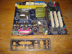 Placa de baza Foxconn intel LGA 775 DDR 1 AGP 8x IDE S-ATA foto