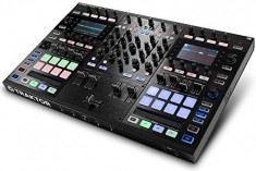 Traktor s8 foto