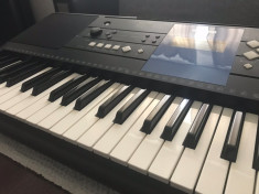 Pian Digital / Keyboard - Yamaha PSR E333 foto