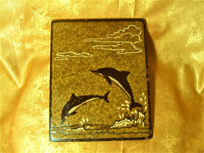Placa decorativa ceramica glazurata, sec 19, Italia, delfini, colectie foto