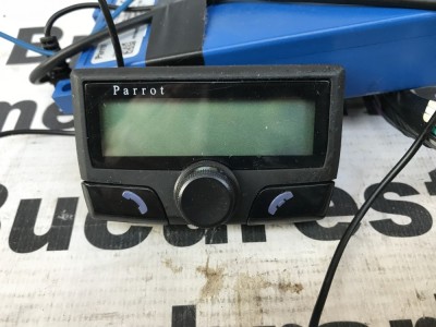 Kit hands-free bluetooth Parrot CK 3100 L foto