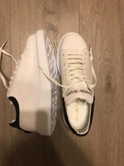 Adidasi Alexander Mcqueen foto