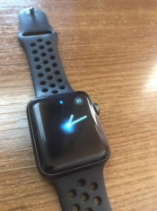 Apple watch series 3 42mm- Nike Edition foto