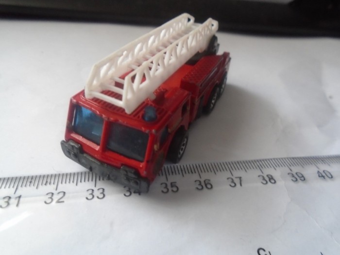 bnk jc Matchbox Fire engine
