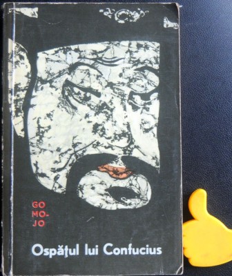 Ospatul lui Confucius Go Mo-Jo foto