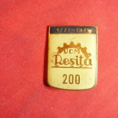 Insigna Resita 200 Ani -metal si email ,h=2,5 cm