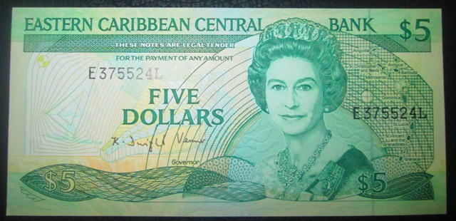 St.Lucia : 5 dollari ND ( 1988 - 1993 ) . UNC ( bancnota necirculata )