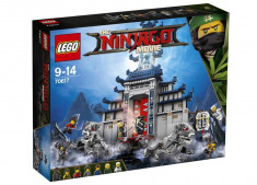 LEGO Ninjago - Templul armei supreme 70617 foto