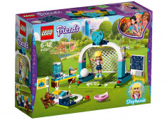 LEGO Friends - Antrenamentul lui Stephanie 41330 foto