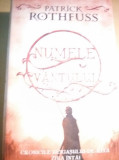 NUMELE VANTULUI | Patrick Rothfuss, Rao