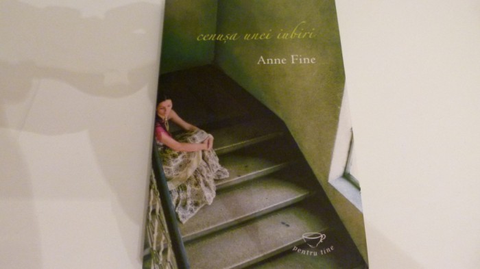 Cenusa unei iubiri - Anne Fine