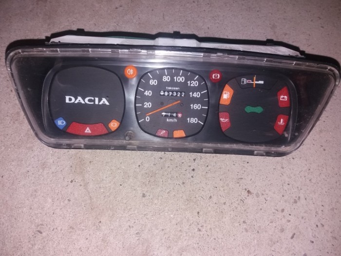 ceasuri DACIA pick-up